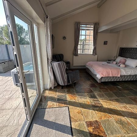 Dwylig Isa Holiday Cottages Rhuddlan Cameră foto
